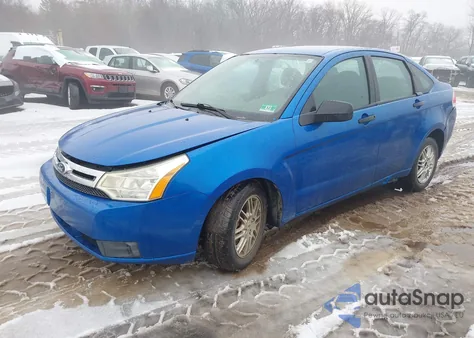 2011 Ford Focus Se z USA, uszkodzony, nr VIN 1FAHP3FN1BW192747